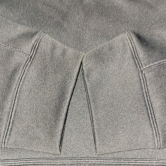 EXCELLENT CONDITION Nike  live strong pink hoodie Therma-fit - Picture 7 of 7